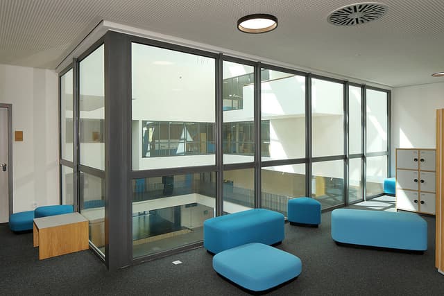 FUGO LIGHT STEEL / STAINLESS STEEL PROFILED GLAZED WALLS